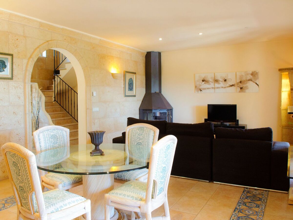 Maison en pierre à Santanyí, piscine et terrain de 9 000 m² - Photo 13