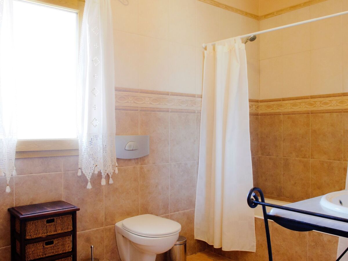 Maison en pierre à Santanyí, piscine et terrain de 9 000 m² - Photo 21
