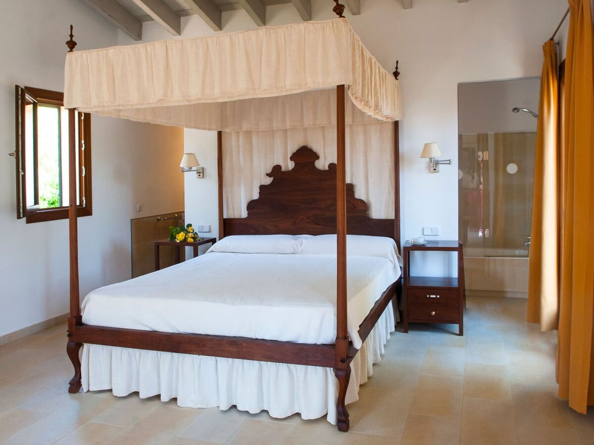 Melis – Maison de campagne 5 chambres avec 2 piscines - Photo 4
