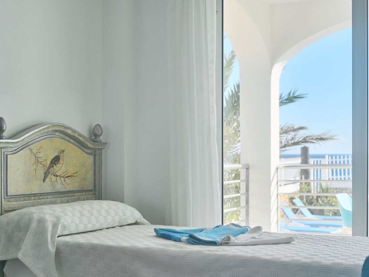 Estella Matutina – Maison 1ère ligne, piscine et vue mer - Photo 13