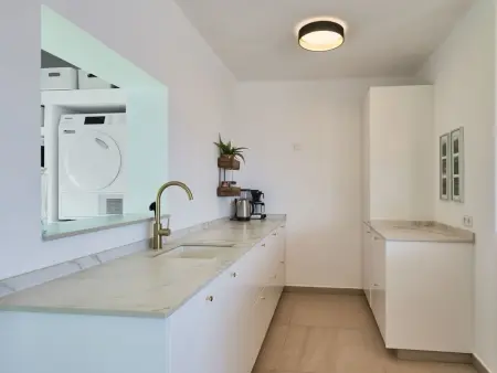 Villa Lago – Maison 8 pers. avec piscine débordement et accès mer : photo 23