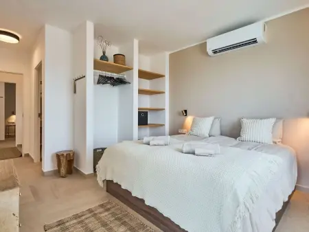 Villa Lago – Maison 8 pers. avec piscine débordement et accès mer : photo 28