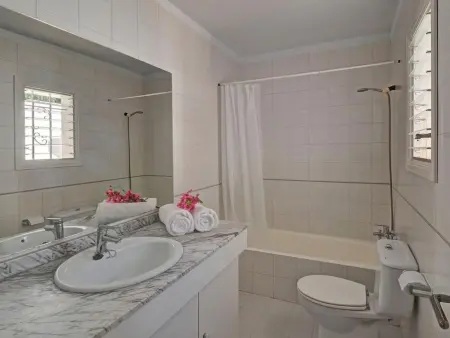 Vistamar – Villa 10 pers., piscine et vue sur le port : photo 17