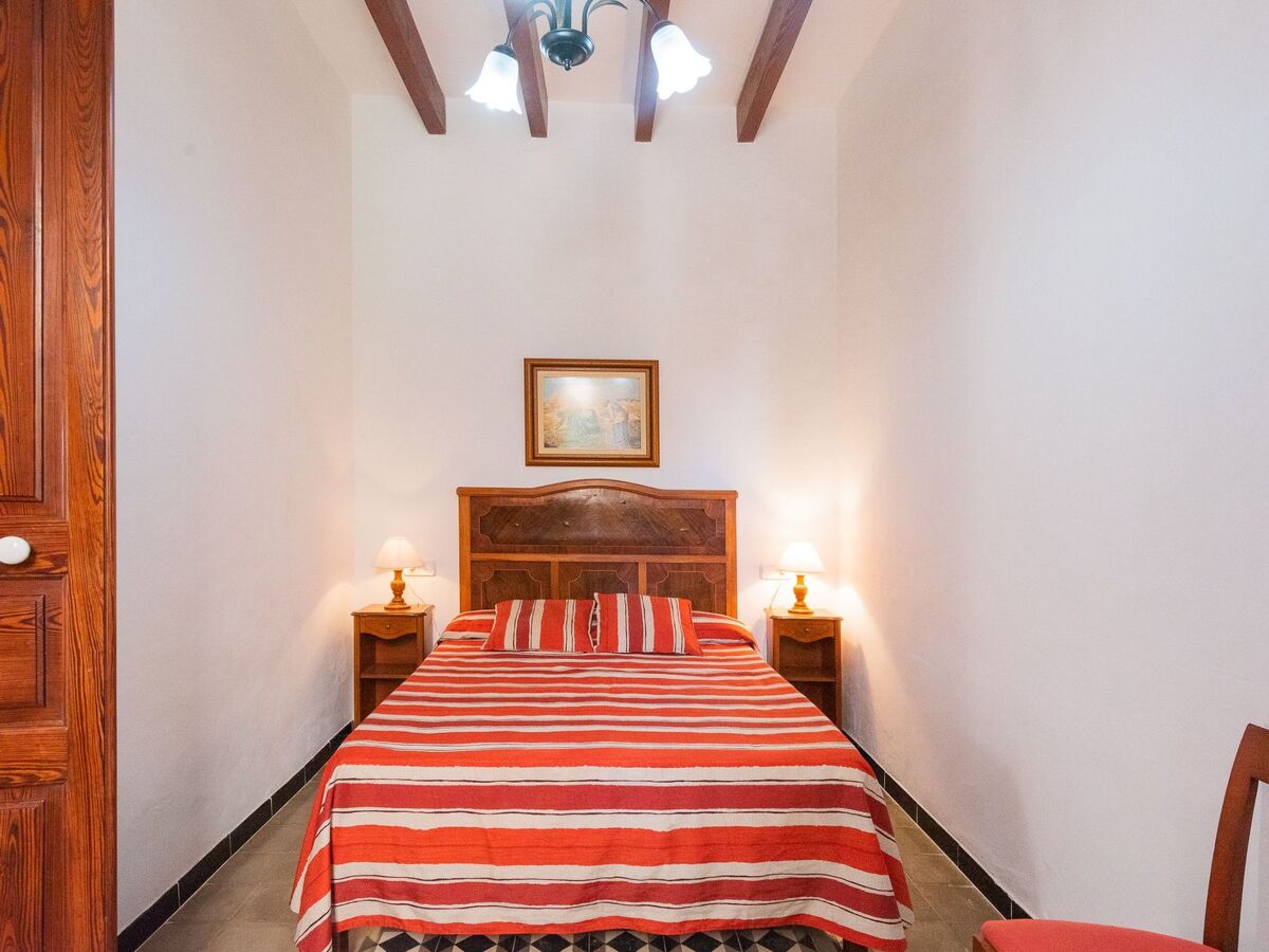 Maison Sitjoles à Campos – jardin 2500 m² avec paons et piscine - Photo 34