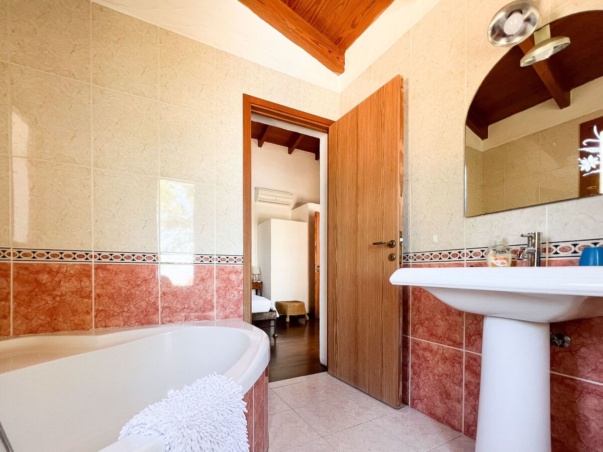 Binifarda Dor – Maison 5 ch, piscine et pinède - Photo 6