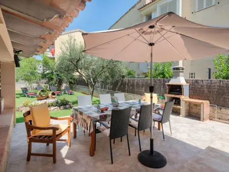 Location maison à Alcúdia, Stilvolle Villa mit Terrasse und Nähe zum Strand