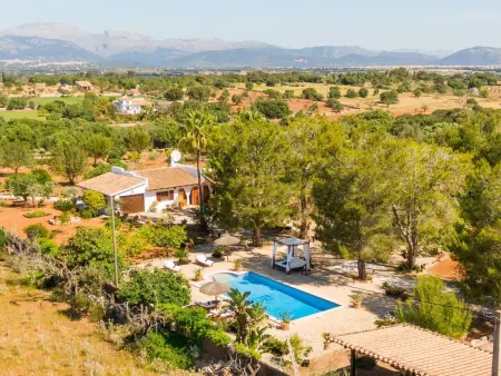 Maison Mulet Llubi – piscine privée et jardin de 10 000 m² : photo 8