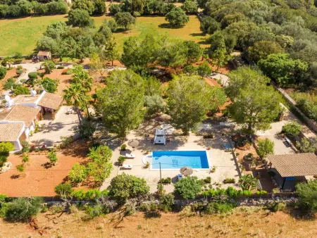 Maison Mulet Llubi – piscine privée et jardin de 10 000 m² : photo 10