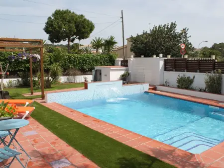 Villa Gasthaus avec piscine et spa, El Vendrell : photo 2
