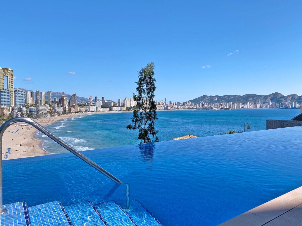 Appartement 80 m² vue mer, piscine et jacuzzi à Benidorm - Photo 1