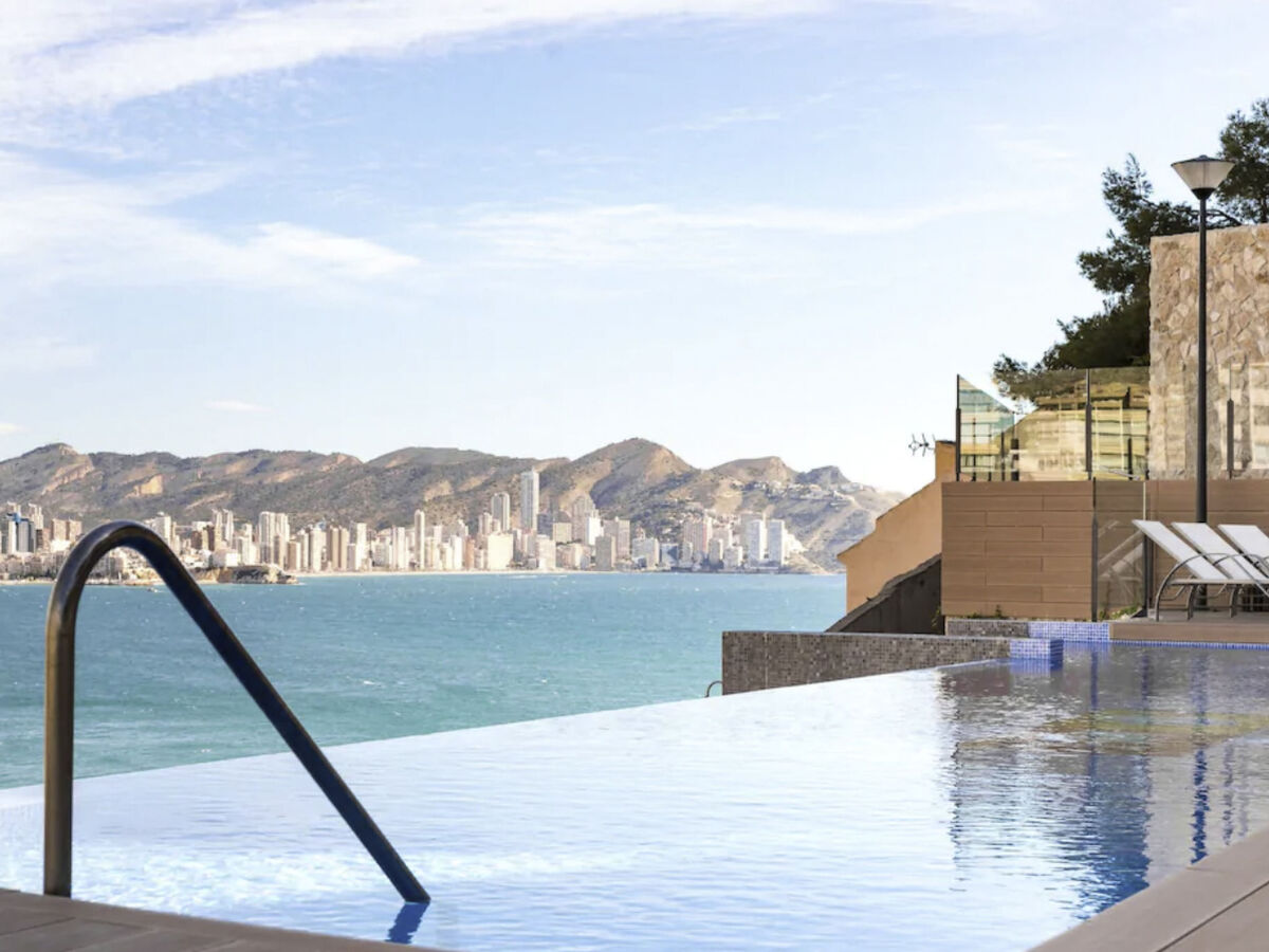 Appartement 80 m² vue mer, piscine et jacuzzi à Benidorm - Photo 2