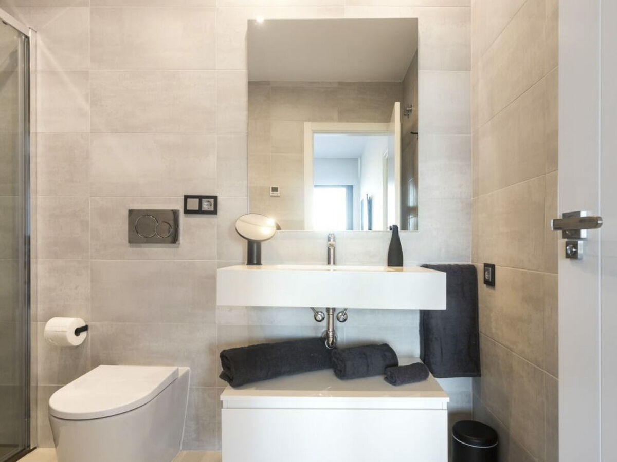 Appartement 80 m² vue mer, piscine et jacuzzi à Benidorm - Photo 17