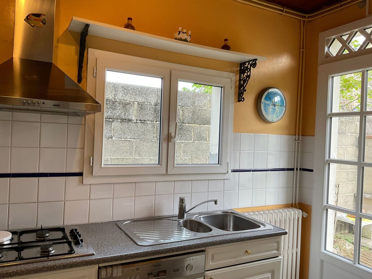Villa bord de mer 1920, 30 m de la plage à Saint-Pair - Photo 11