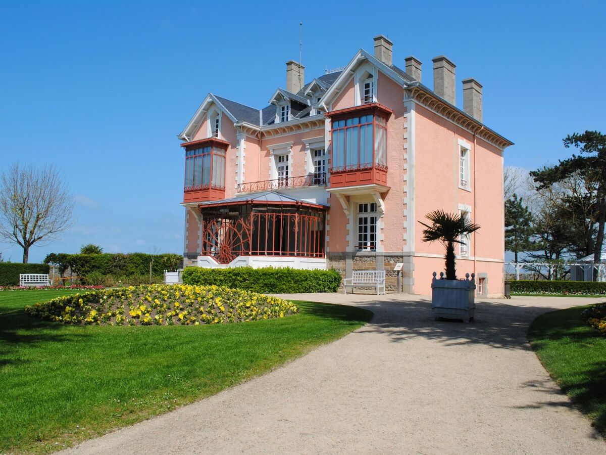 Villa bord de mer 1920, 30 m de la plage à Saint-Pair - Photo 15