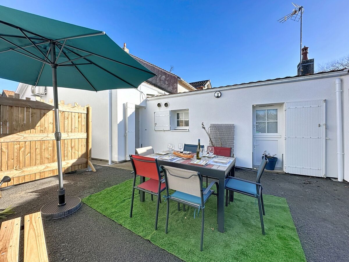 Sanoubott, maison 4 pièces à 300 m de la plage - Photo 1