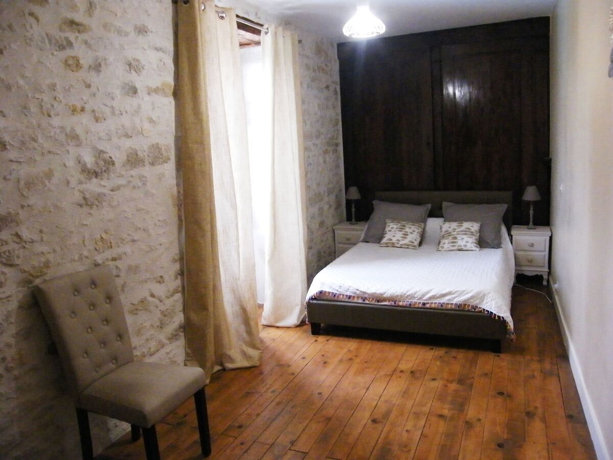 Lou Chastel : maison pierre 1850 avec piscine chauffée - Photo 8