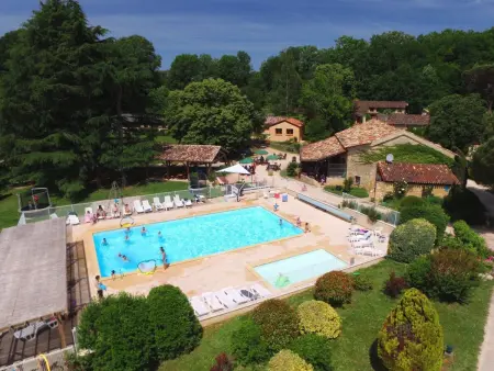 Villa 2 chambres avec jacuzzi à Gavaudun : photo 11