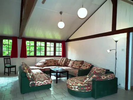 Gîte 6 chambres pour 20 personnes à Gavaudun : photo 4