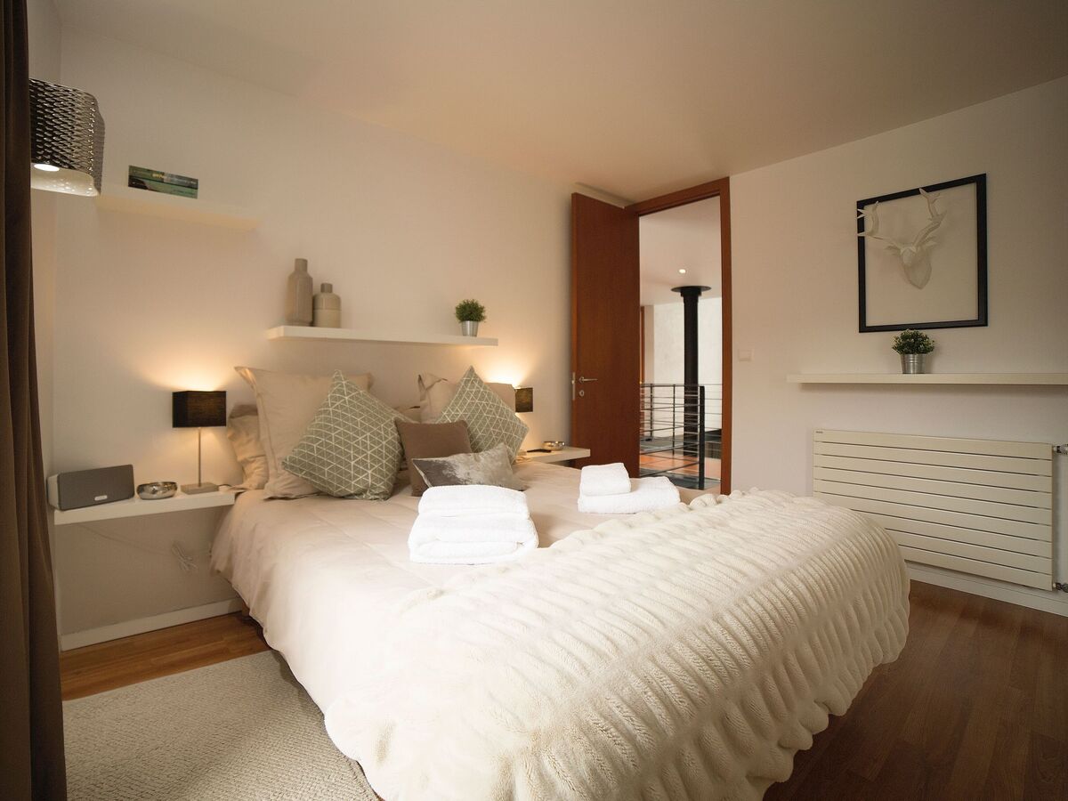 La Grange Emnitan – Maison 5* pour 12, spa et home cinéma - Photo 11