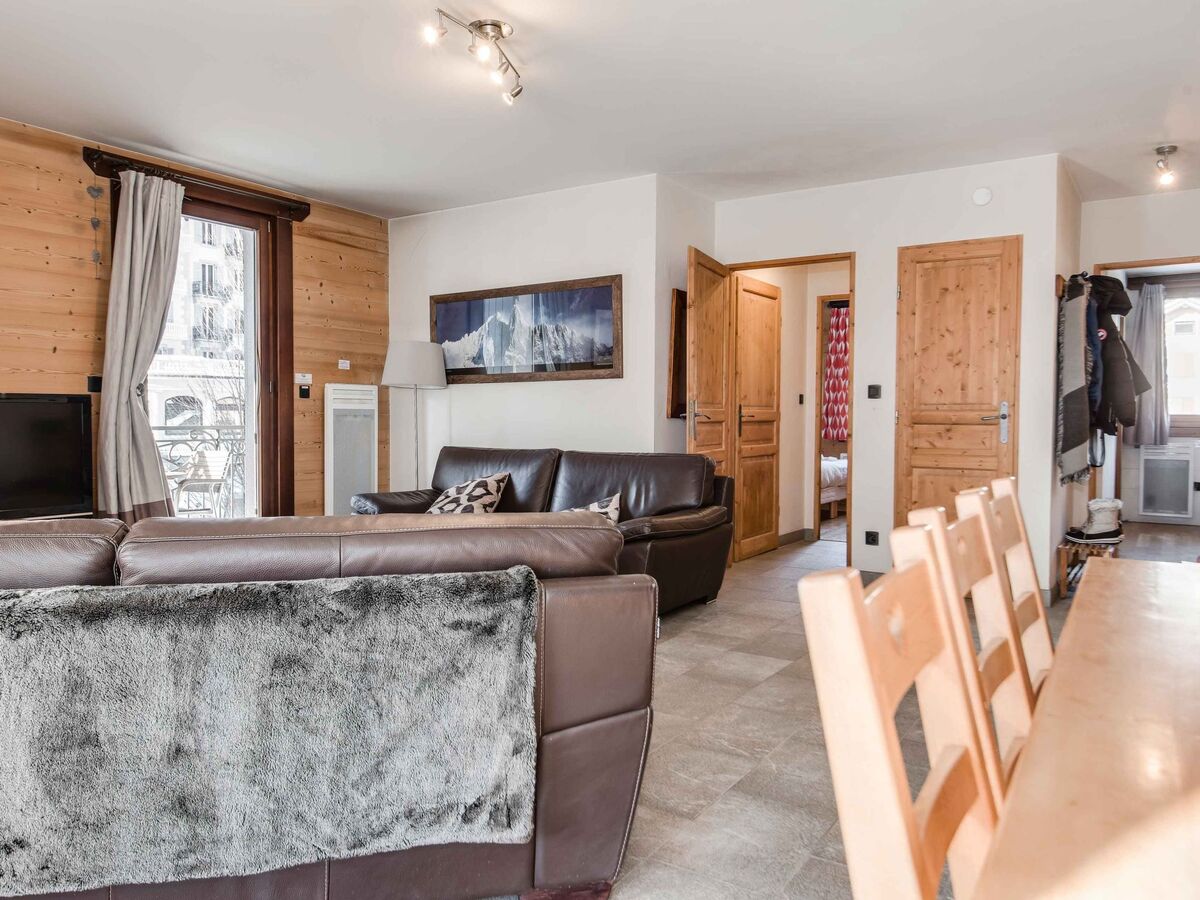 Appartement 6 pers. Chamonix centre, 2 balcons vue Mont-Blanc - Photo 2