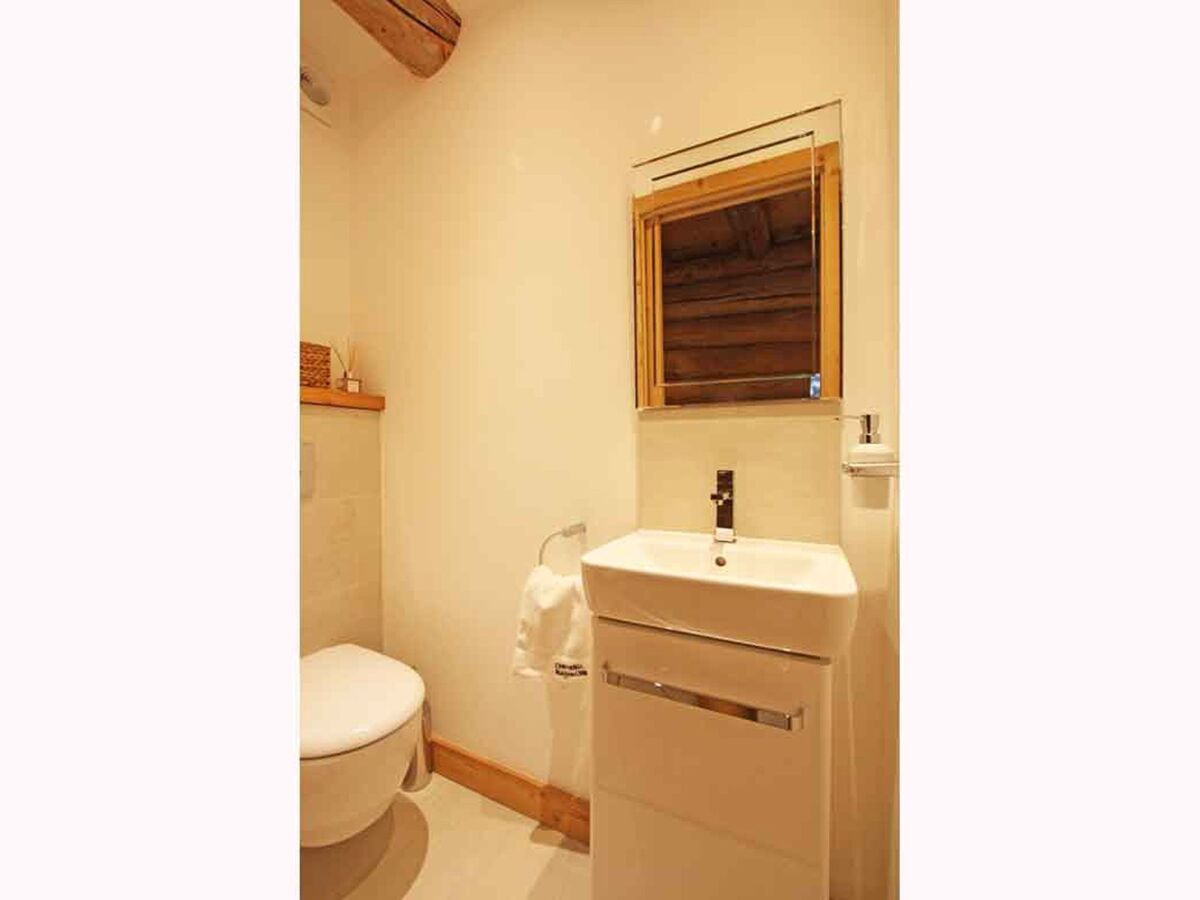 Chalet des Cimes – 10 pers, spa et vue Mont-Blanc - Photo 9