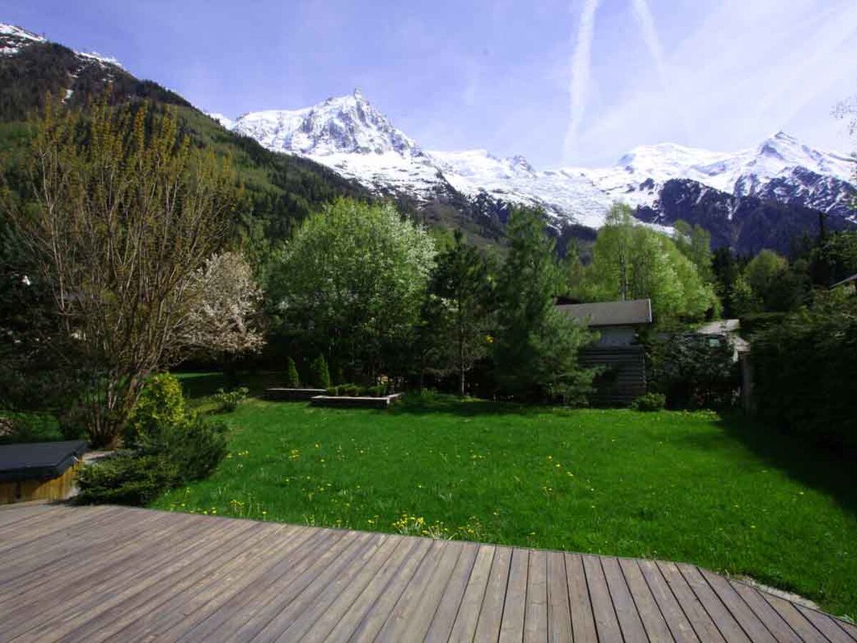 Chalet des Cimes – 10 pers, spa et vue Mont-Blanc - Photo 20