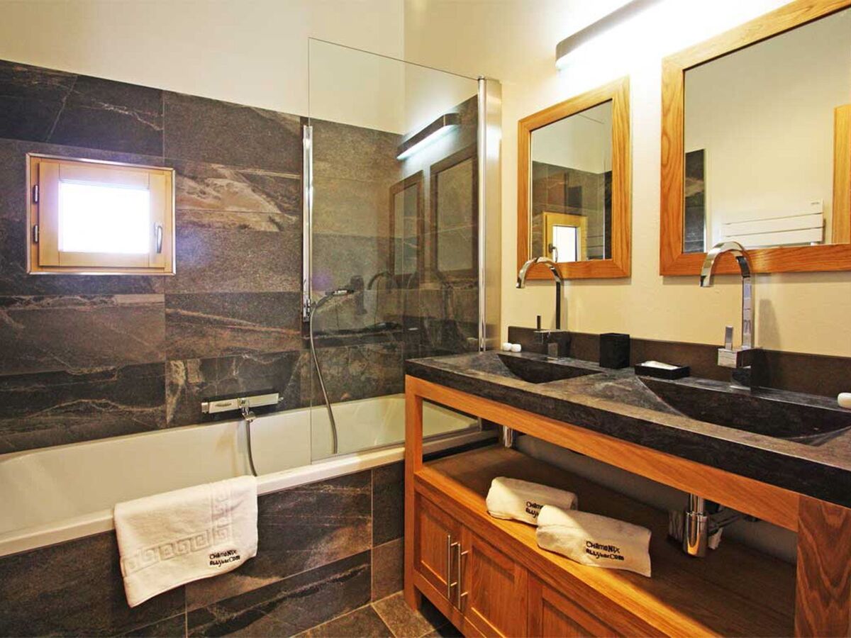 Chalet Raphael, 8 pers., vue Mont-Blanc à Chamonix - Photo 30
