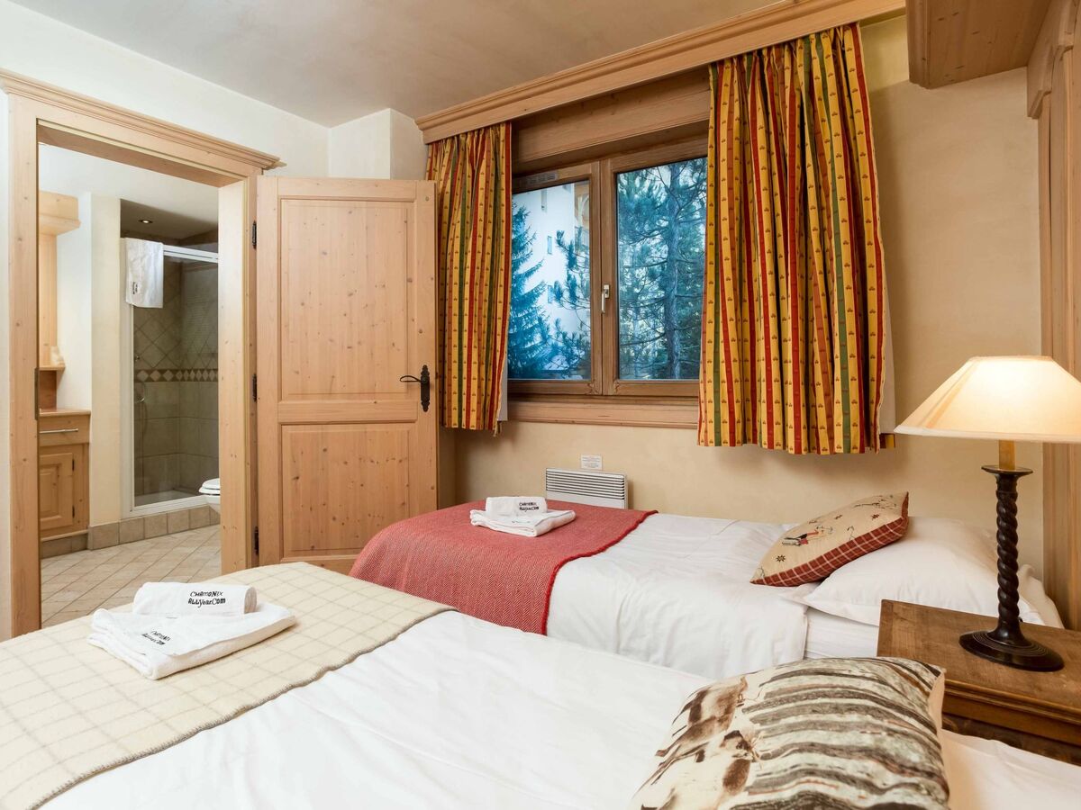 Chamois Apartment – 4 chambres, vue Mont-Blanc à Chamonix - Photo 13