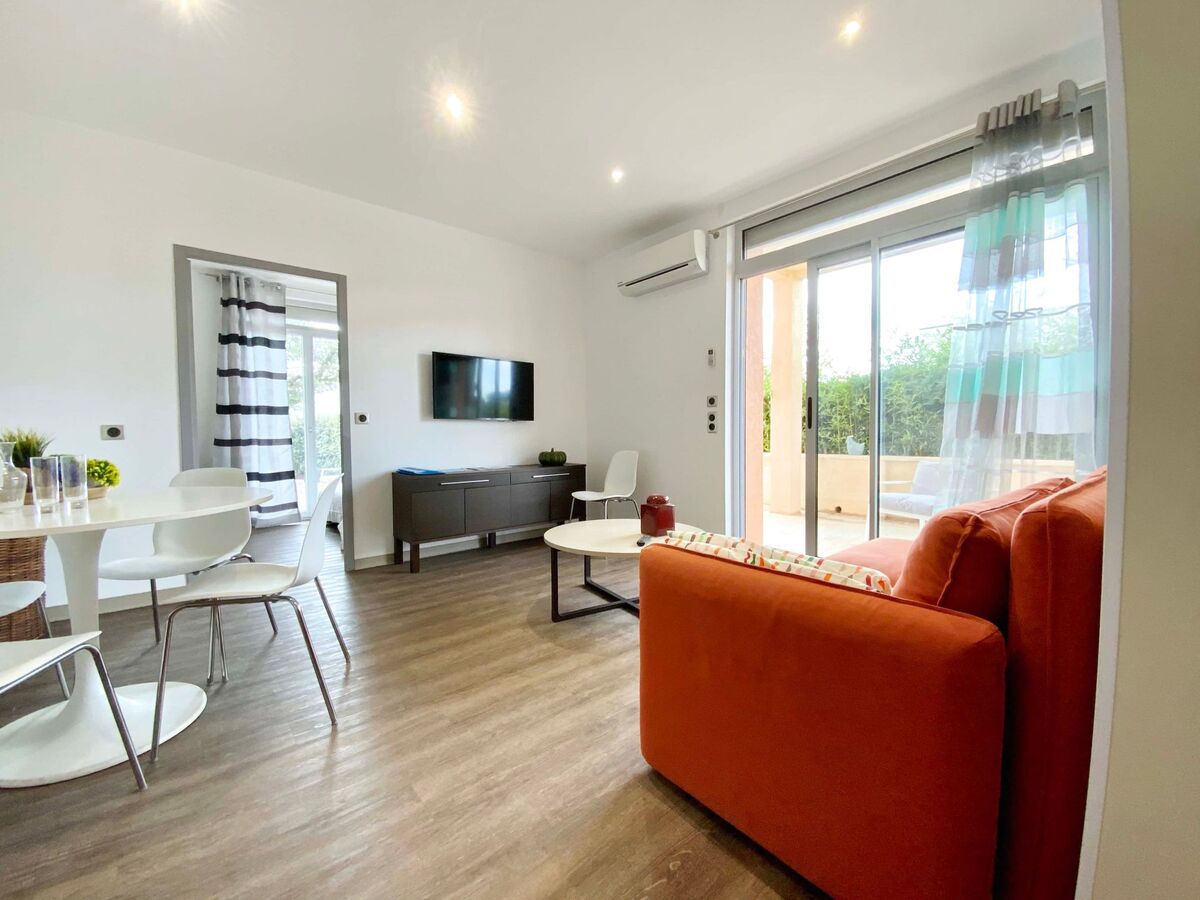 La Bastide de l'Olivaie, appartement 50m de la plage - Photo 3