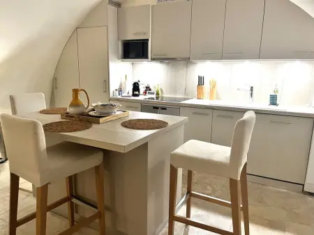 Location appartement à Saint Tropez, Originelle Maisonettewohnung im historischen Zentrum