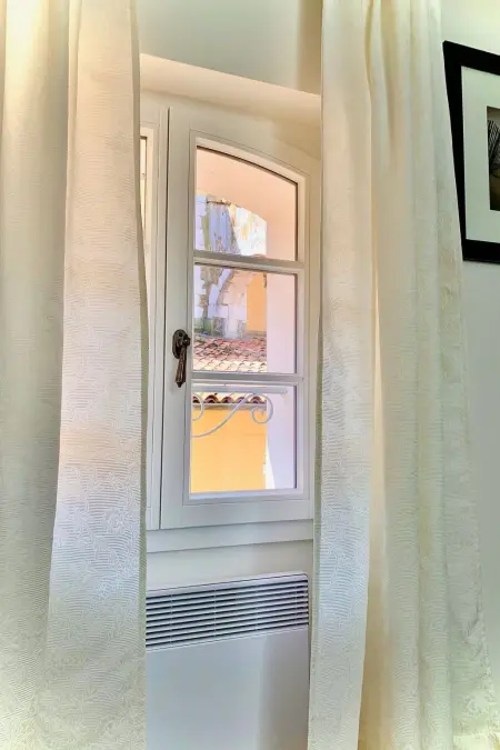 Appartement 53 m² cœur historique Saint-Tropez : photo 3