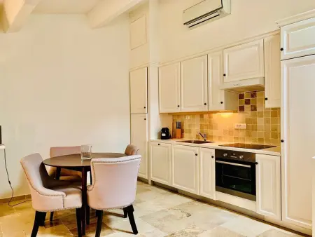 Appartement 53 m² cœur historique Saint-Tropez : photo 14
