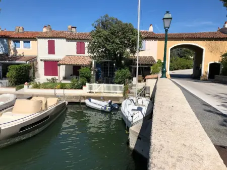 Gemütliches Ferienhaus in Grimaud mit Terrasse, Garten und Grill - Photo 1