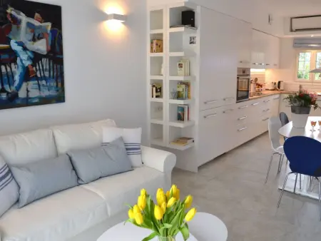 Gemütliches Ferienhaus in Grimaud mit Terrasse, Garten und Grill - Photo 3