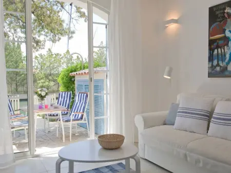Gemütliches Ferienhaus in Grimaud mit Terrasse, Garten und Grill - Photo 5