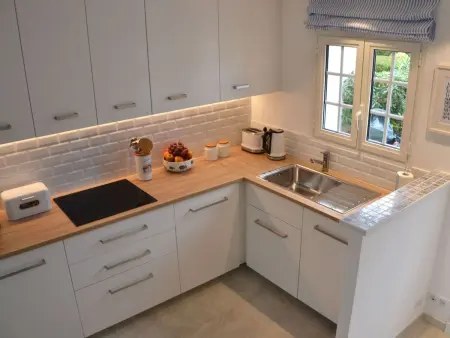 Gemütliches Ferienhaus in Grimaud mit Terrasse, Garten und Grill - Photo 14