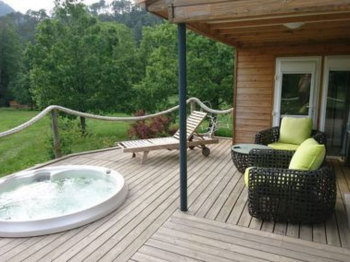 Bungalow 4 pers. à Vivario avec jacuzzi et terrasse - Photo 2