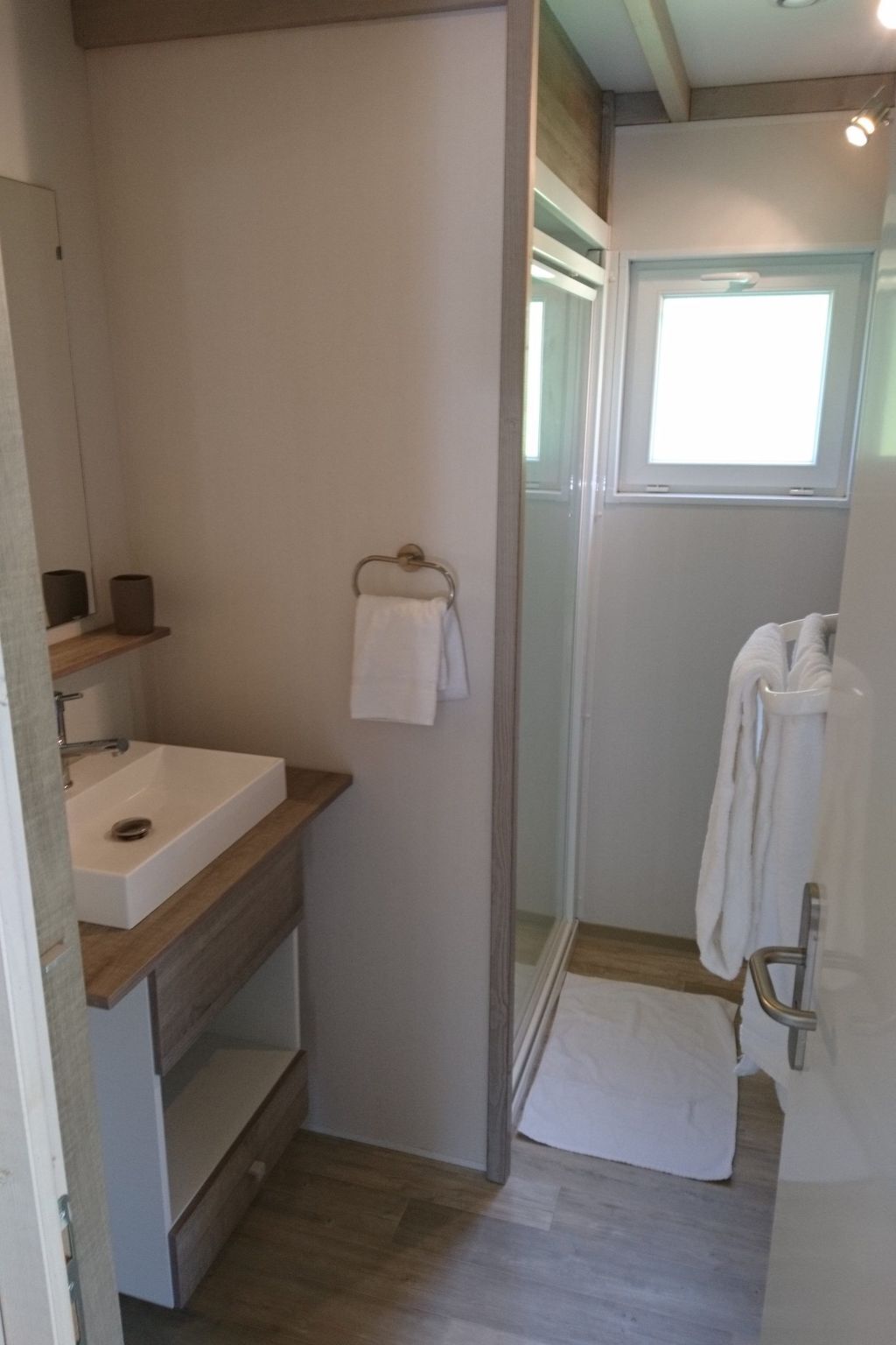 Bungalow 4 pers. à Vivario avec jacuzzi et terrasse - Photo 8