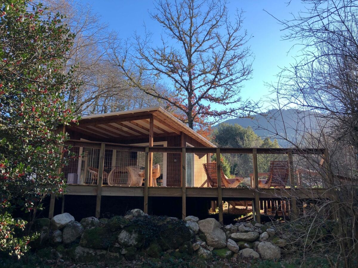 Bungalow avec terrasse, jardin et hot tub à Vivario - Photo 8