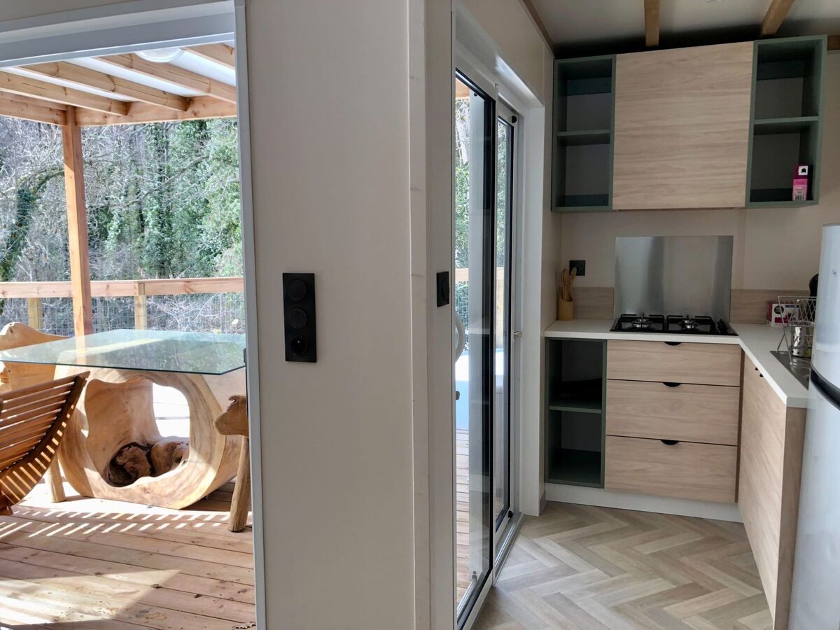 Bungalow avec terrasse, jardin et hot tub à Vivario - Photo 12