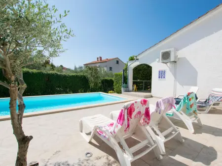 Maison 8 pers. avec piscine à Poreč : photo 4
