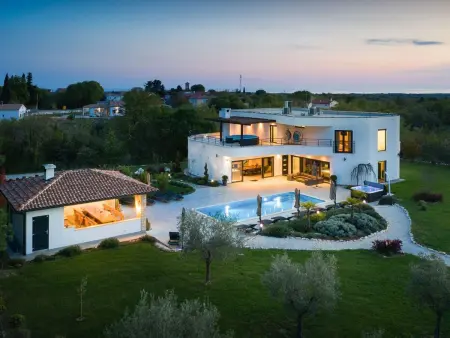 Villa La Dominika – Maison 5 chambres, piscine chauffée : photo 8