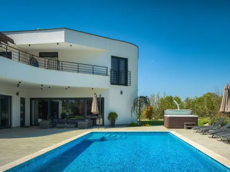 Villa La Dominika – Maison 5 chambres, piscine chauffée : photo 10