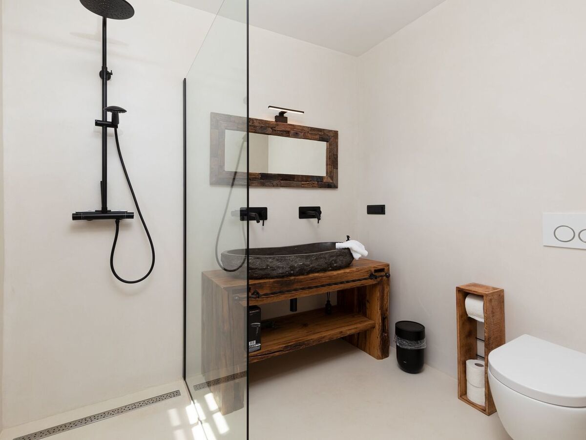 Villa tropicale neuve avec piscine chauffée à Rovinj - Photo 31