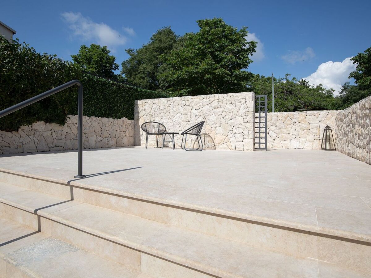 Villa tropicale neuve avec piscine chauffée à Rovinj - Photo 34
