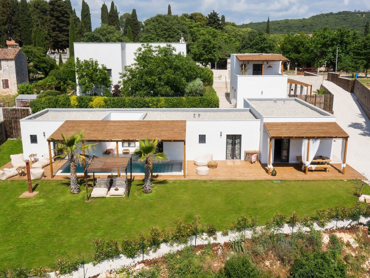Villa tropicale neuve avec piscine chauffée à Rovinj - Photo 53