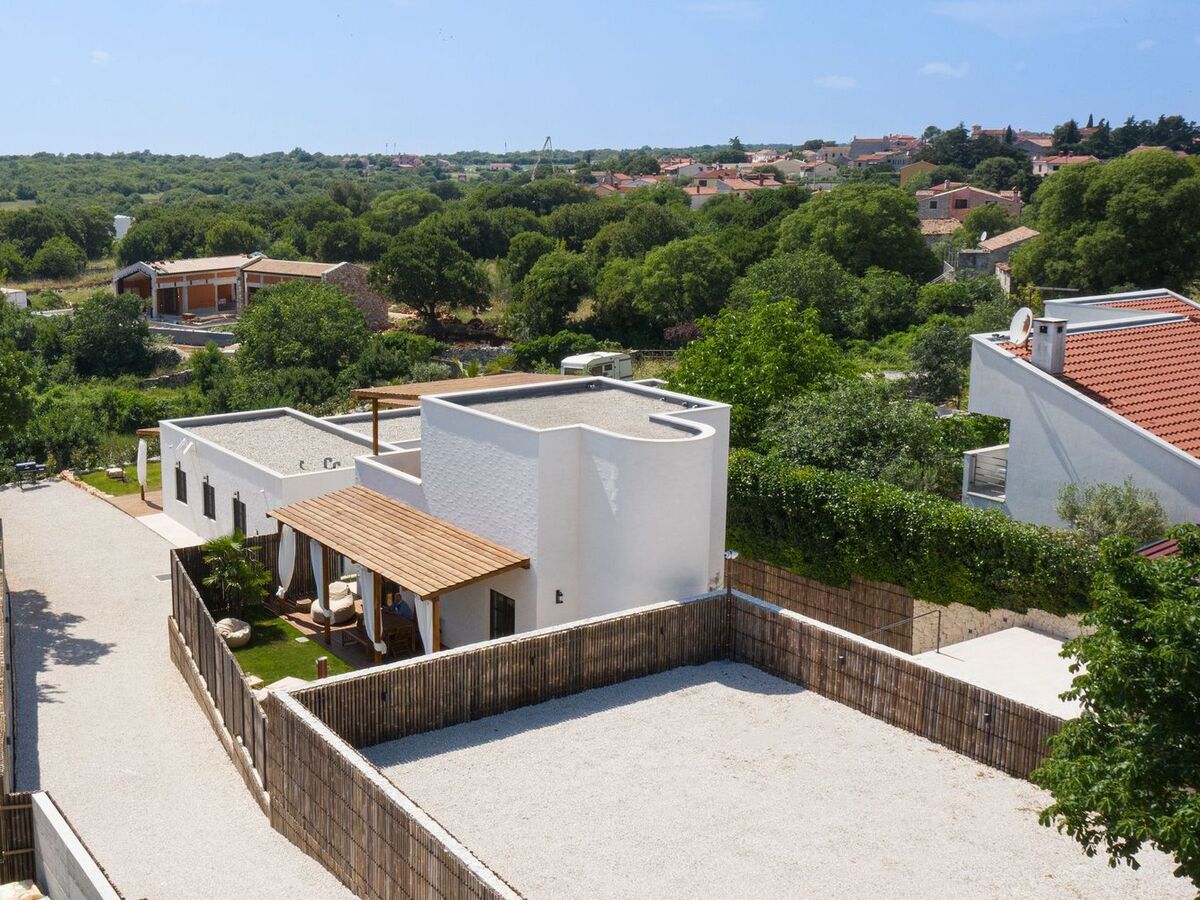 Villa tropicale neuve avec piscine chauffée à Rovinj - Photo 55
