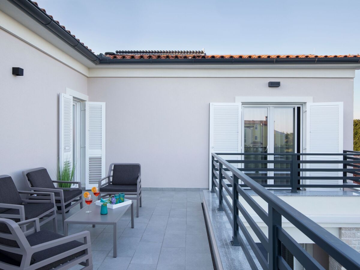 Villa Suprema Premantura : piscine chauffée et sauna - Photo 26
