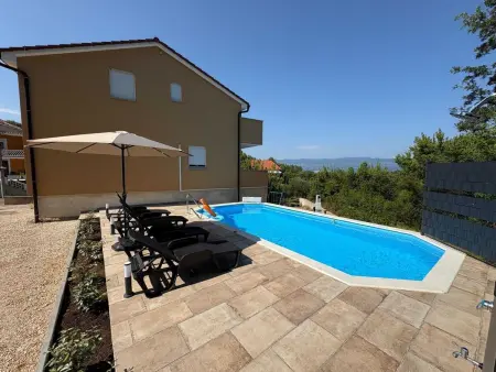 Maison Gloria avec piscine privée à Garica