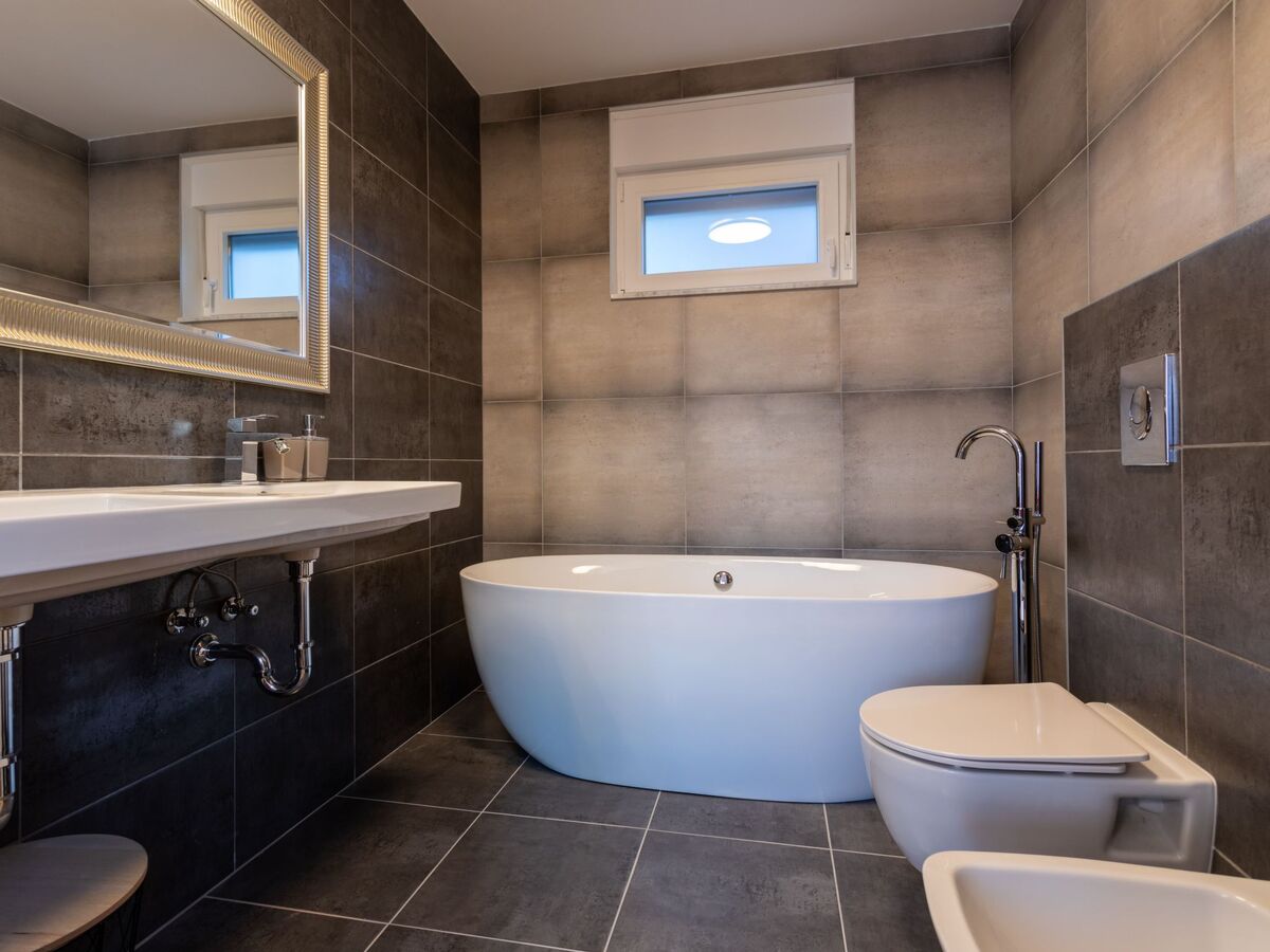 Villa Zara : maison 8 pers., piscine chauffée et sauna - Photo 9